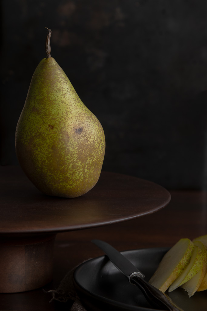 Birne Stilleben mit Messer Foodfoto