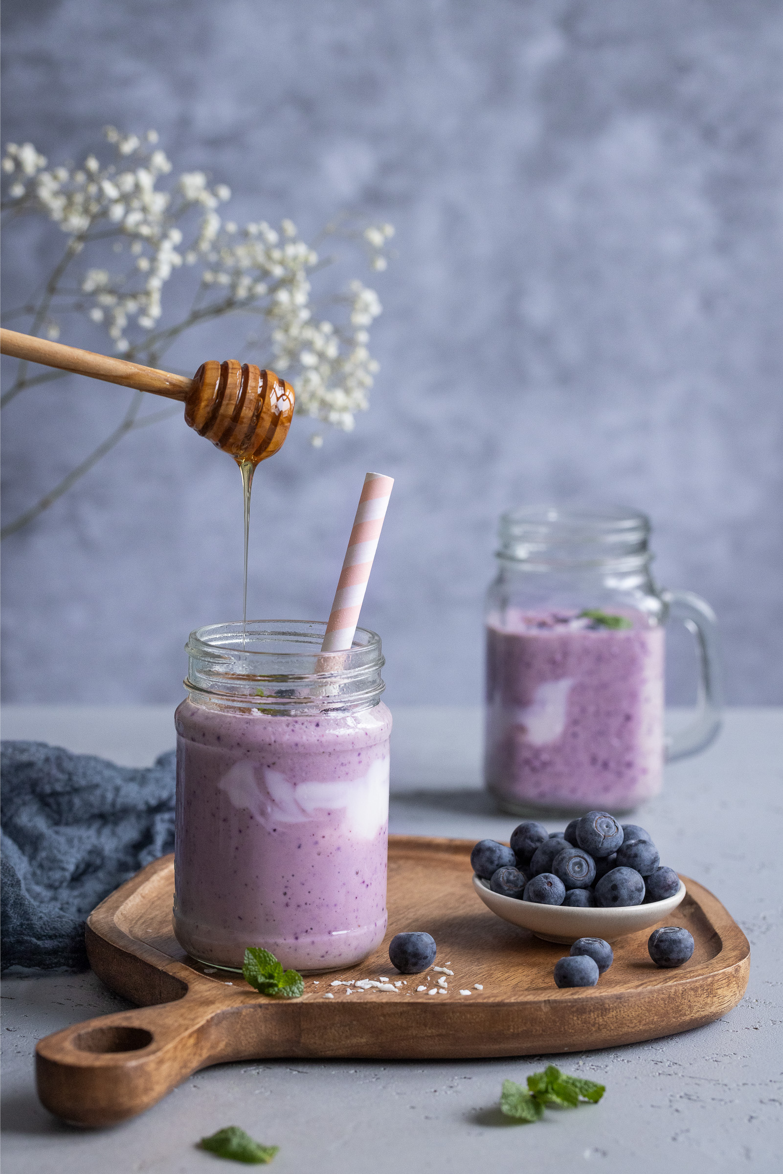 Heidelbeer-Smoothie_Delia Wohelert Foodfotografie